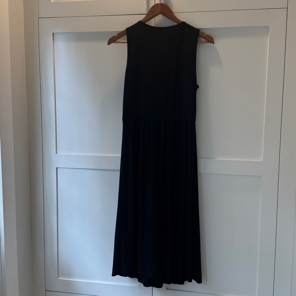 Studio Elegant Black Sleeveless Dress with Embellished Waist Size: 12 - Picture 7 of 8